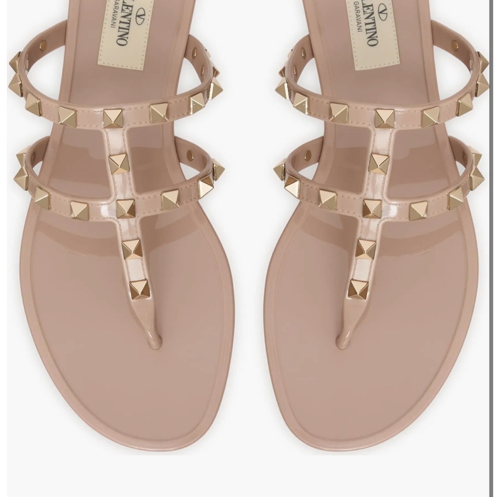 Valentino Women's Sandals - Blush with Gold Studs